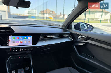 Седан Audi A3 2021 в 