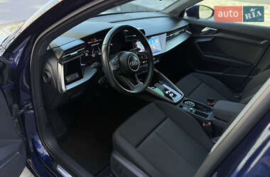 Седан Audi A3 2021 в 