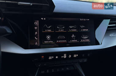 Седан Audi A3 2021 в 