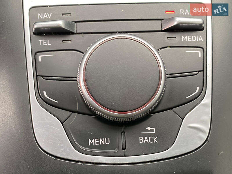 Седан Audi A3 2014 в Рівному