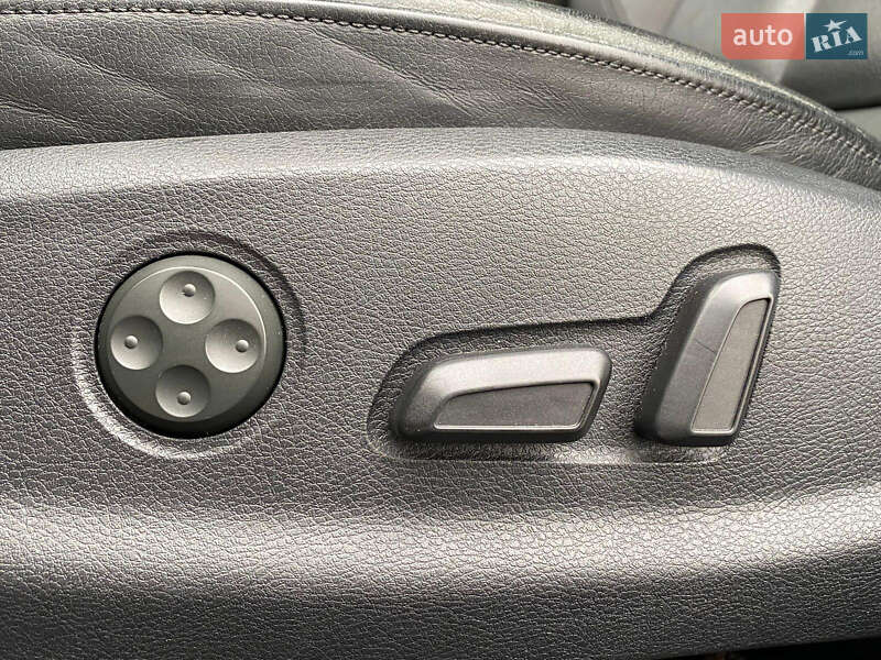 Седан Audi A3 2014 в Рівному