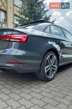 Седан Audi A3 2017 в 