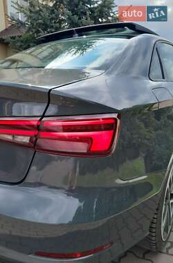 Седан Audi A3 2017 в 