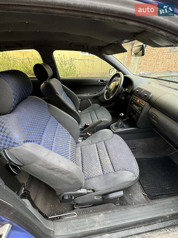 Хэтчбек Audi A3 2000 в Черновцах