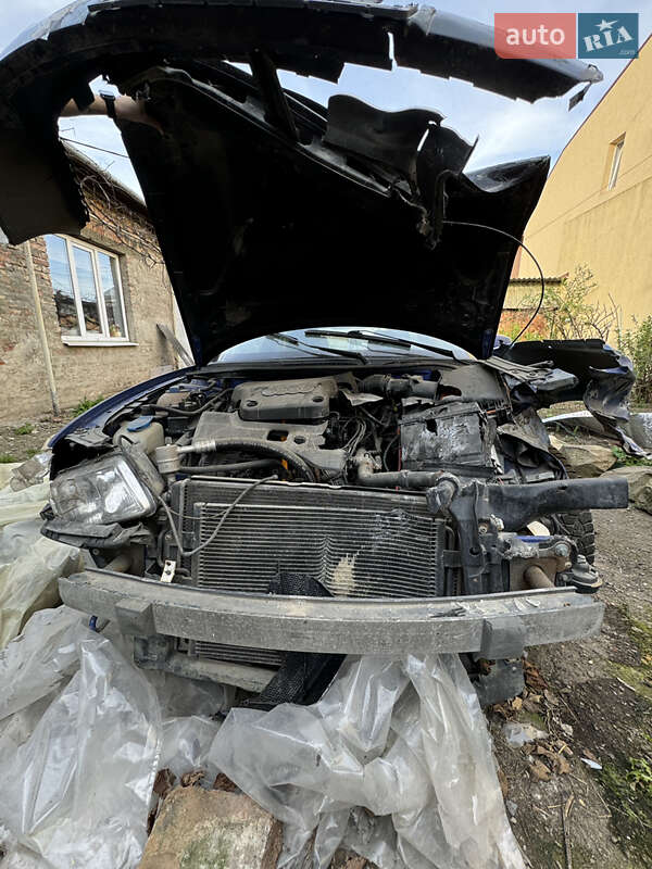 Хэтчбек Audi A3 2000 в Черновцах