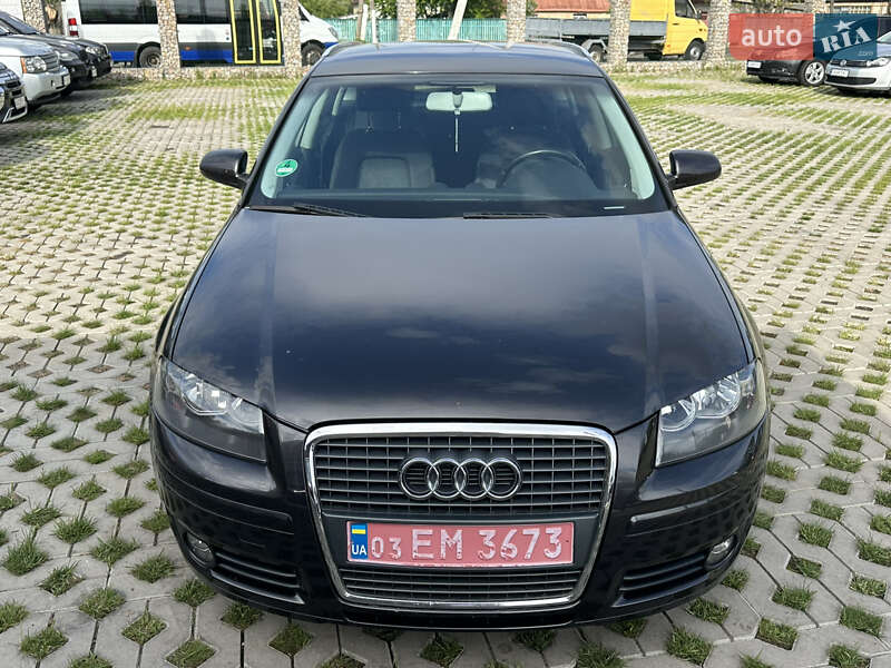 Хетчбек Audi A3 2006 в 