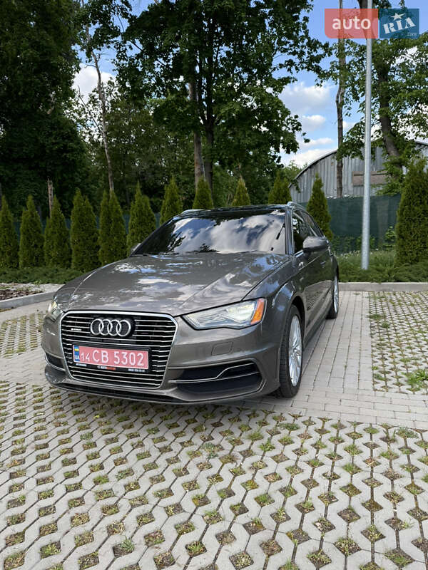 Хетчбек Audi A3 2016 в Харкові
