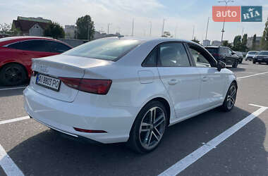 Седан Audi A3 2018 в 