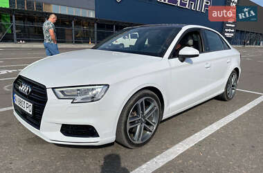 Седан Audi A3 2018 в 