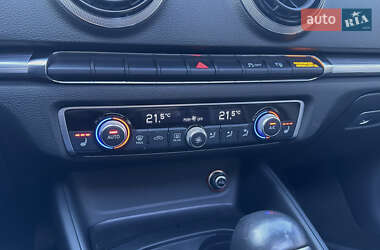 Седан Audi A3 2014 в 