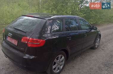 Хэтчбек Audi A3 2009 в 