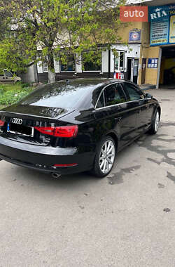 Седан Audi A3 2015 в 