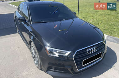 Седан Audi A3 2017 в Городку фото Седан Audi A3 2017 в Городку