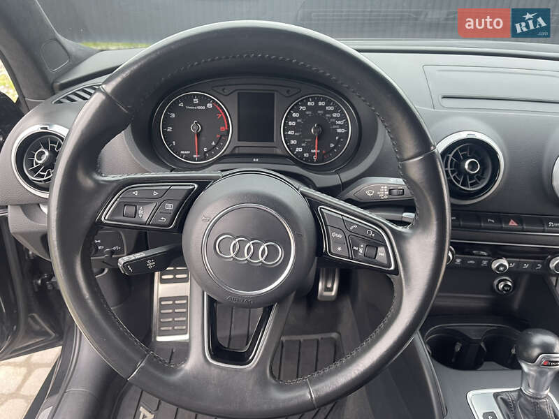 Седан Audi A3 2017 в Хырове