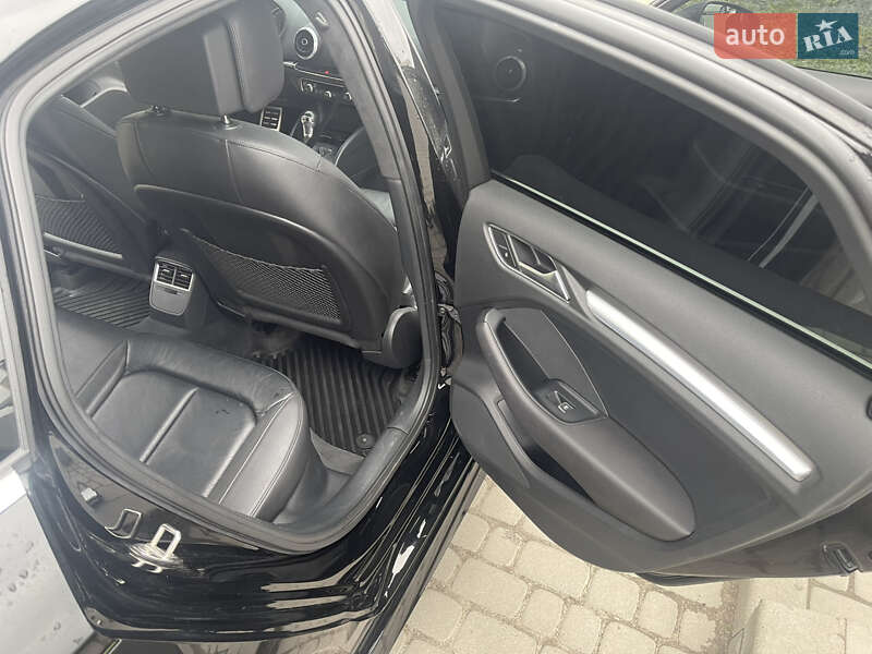 Седан Audi A3 2017 в Хырове
