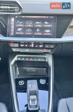 Седан Audi A3 2022 в 