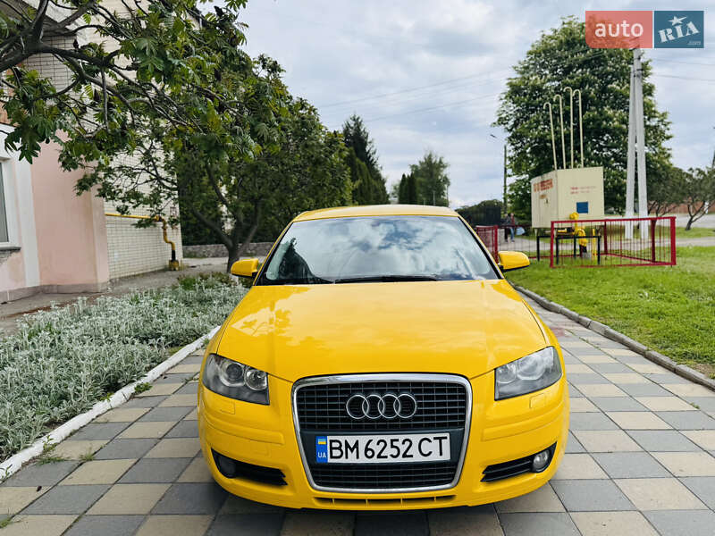 Хэтчбек Audi A3 2004 в Ромнах