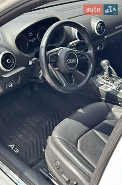 Седан Audi A3 2017 в 
