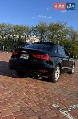 Седан Audi A3 2015 в 