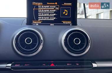 Седан Audi A3 2016 в 