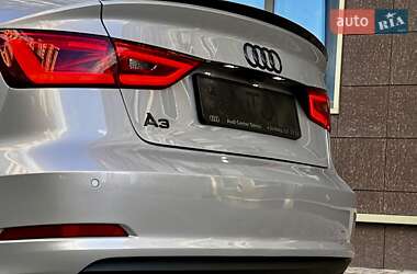 Седан Audi A3 2016 в 