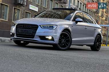 Седан Audi A3 2016 в 
