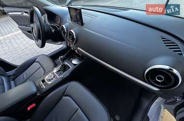 Седан Audi A3 2016 в 