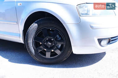Хетчбек Audi A3 2004 в 