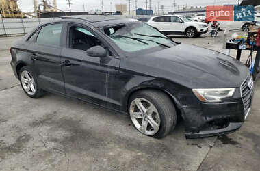 Седан Audi A3 2018 в 