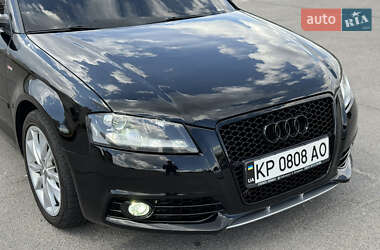 Хетчбек Audi A3 2012 в 