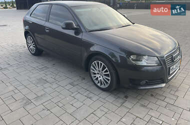 Хэтчбек Audi A3 2009 в 