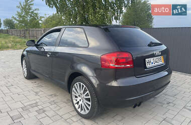 Хэтчбек Audi A3 2009 в 
