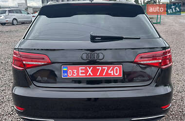 Хетчбек Audi A3 2017 в 