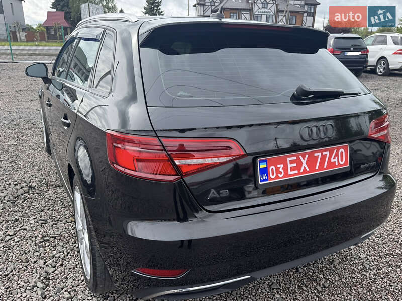 Хэтчбек Audi A3 2017 в Луцке