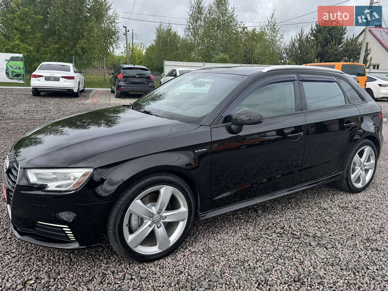 Хэтчбек Audi A3 2017 в Луцке