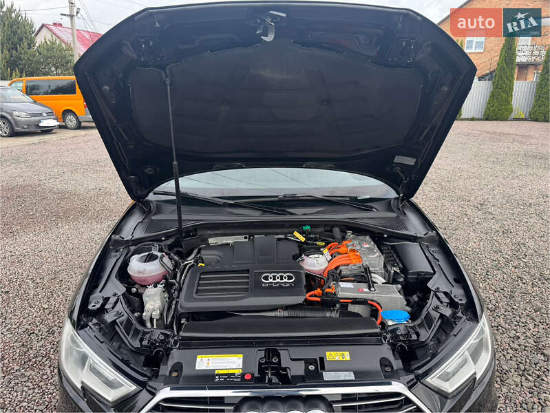 Хэтчбек Audi A3 2017 в Луцке