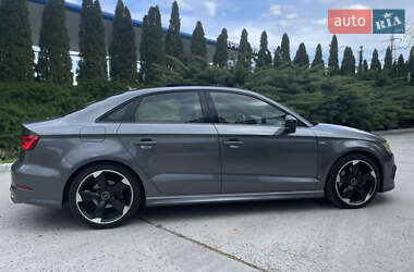 Седан Audi A3 2016 в 