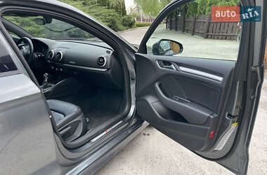 Седан Audi A3 2016 в 