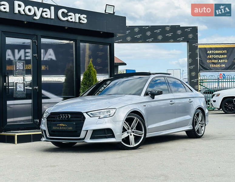Седан Audi A3 2016 в 