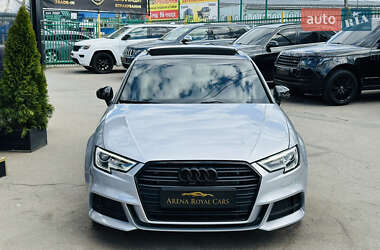 Седан Audi A3 2016 в 