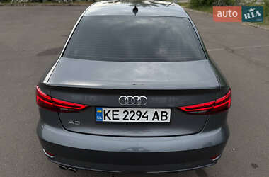 Седан Audi A3 2019 в 