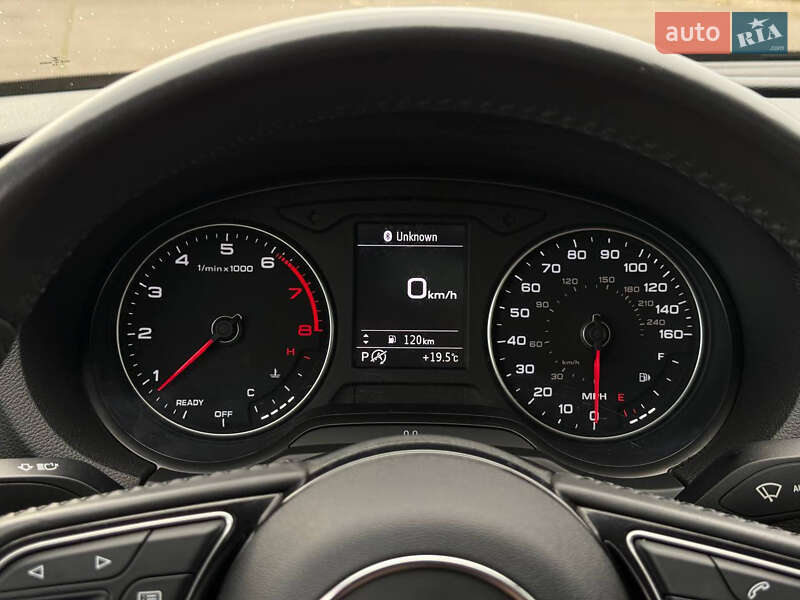 Седан Audi A3 2019 в Кривом Роге