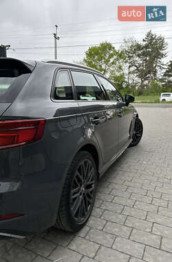 Хетчбек Audi A3 2017 в 