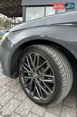 Хетчбек Audi A3 2017 в 