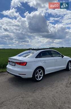 Седан Audi A3 2014 в 
