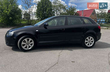 Хэтчбек Audi A3 2006 в 