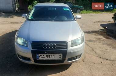 Хетчбек Audi A3 2004 в 