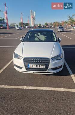 Седан Audi A3 2016 в 