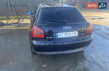 Хэтчбек Audi A3 1999 в 
