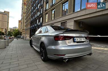 Седан Audi A3 2017 в 